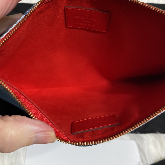 LOUIS VUITTONAuth  Monogram Denim City Pochette Men,Women,Unisex Pouch - Picture 7 of 8